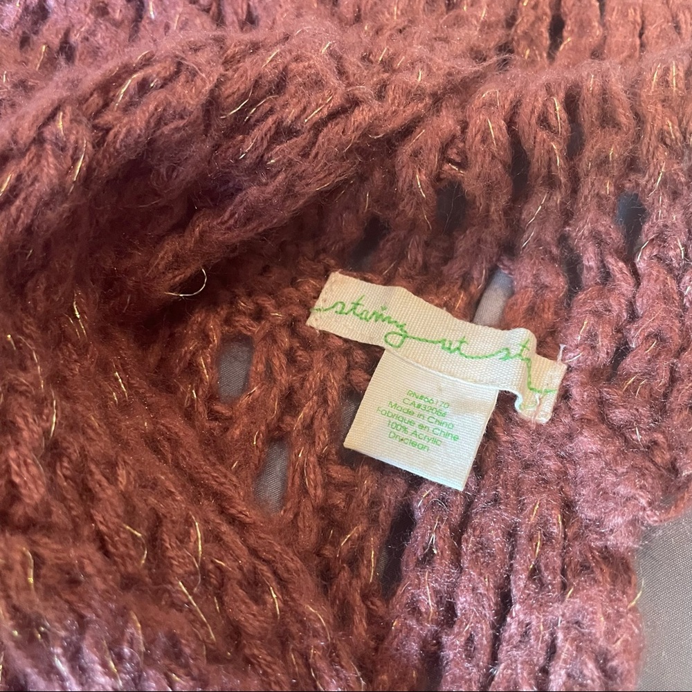 Staring at Stars Chunky Knit infinity scarf. Rose Color
